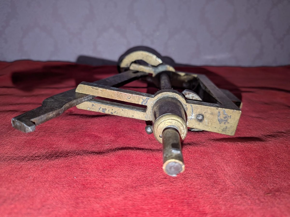 18th-century Watchmaker's Tool For Winding Watch Springs-photo-3