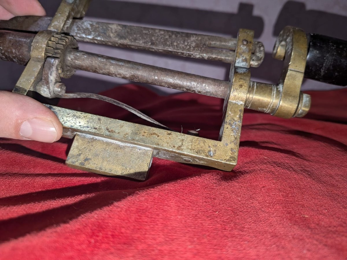 18th-century Watchmaker's Tool For Winding Watch Springs-photo-2