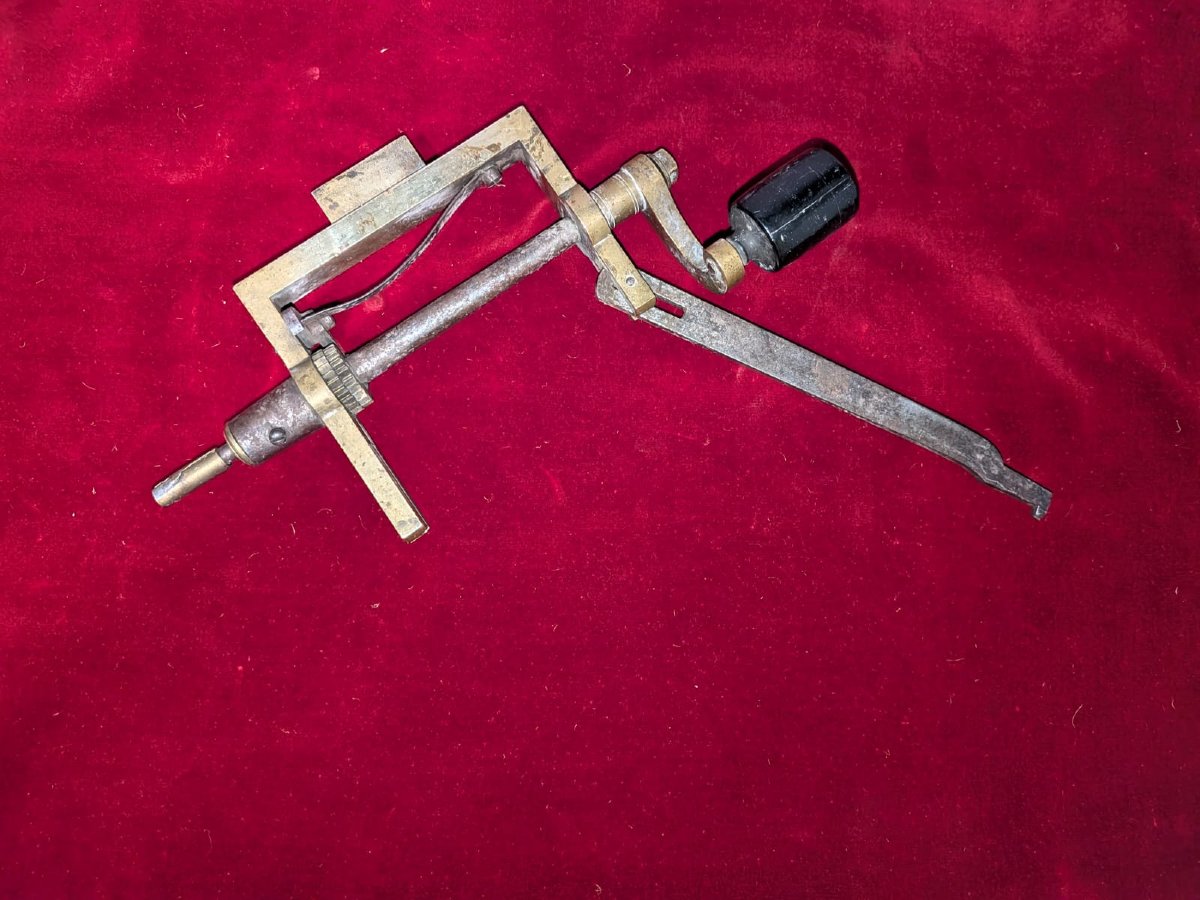 18th-century Watchmaker's Tool For Winding Watch Springs-photo-8