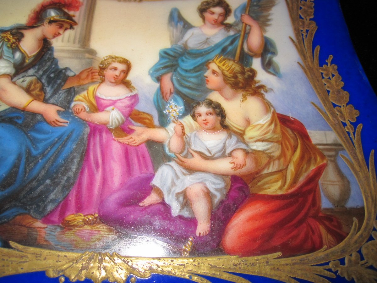 Allegory Of The French Monarchy. 18th Century Porcelain Or Early 19th Century-photo-1