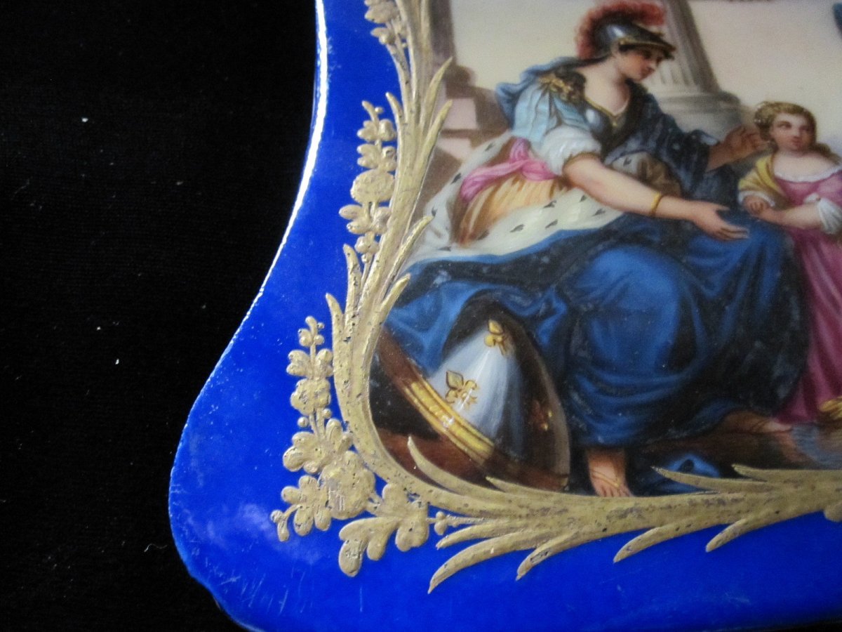 Allegory Of The French Monarchy. 18th Century Porcelain Or Early 19th Century-photo-2