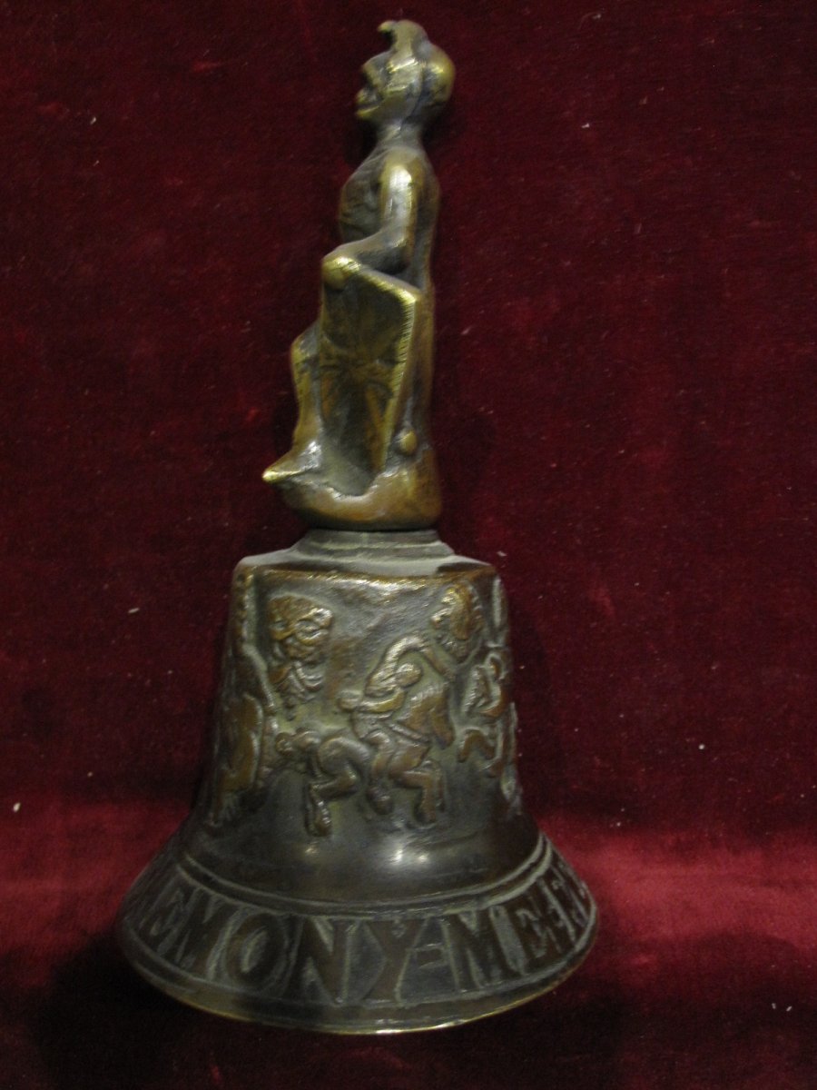 Beautiful Bronze Bell. Of Flanders In 1669 Dated And Signed-photo-3