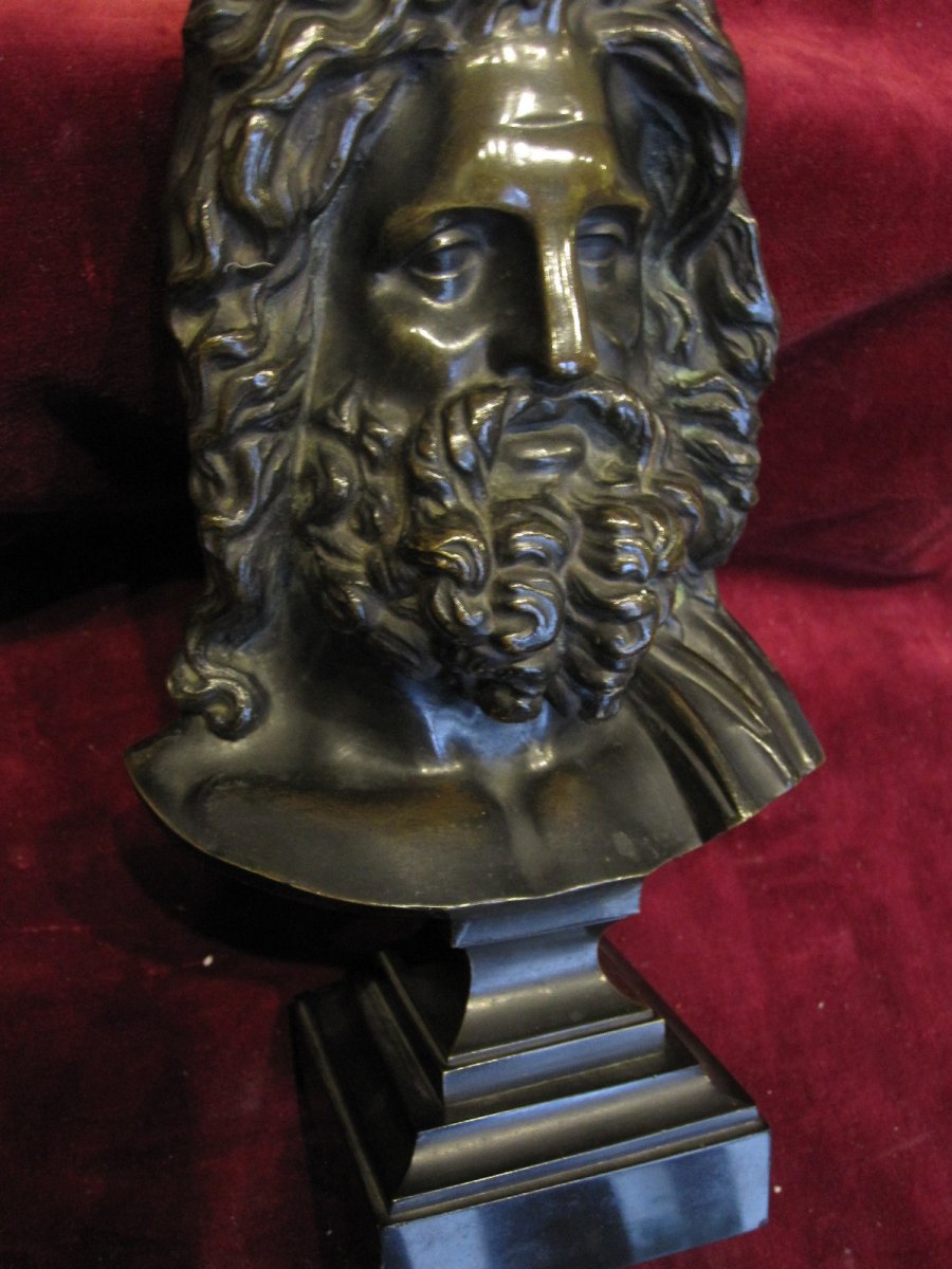 Head Of Zeus: Superb Bronze Sculpture. Nineteenth Century. Signed With The Initials Hp-photo-3