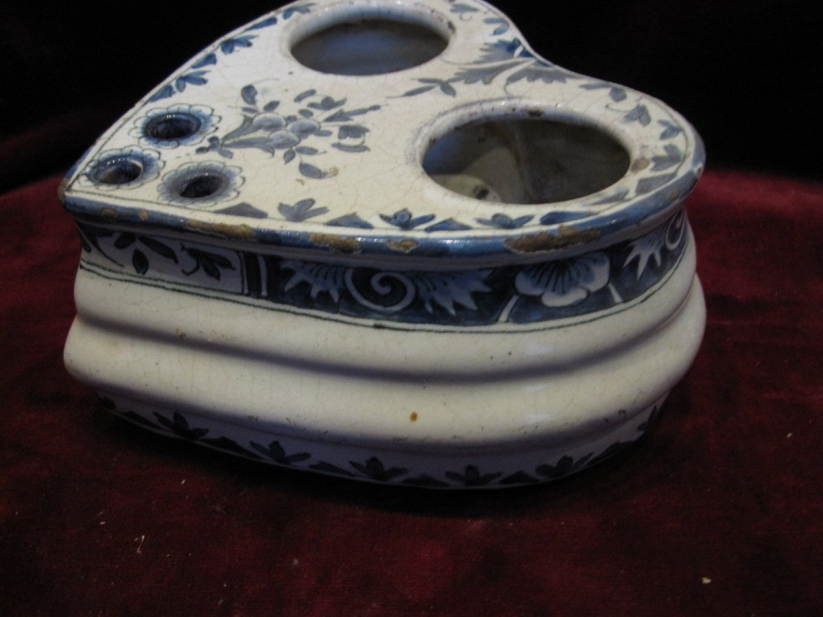 French Ceramic Inkwell From The 18th Or Early 19th Century-photo-1