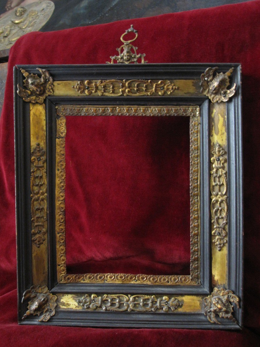 Pair Of Wooden And Gilt Bronze Frames From The Eighteenth Century-photo-2