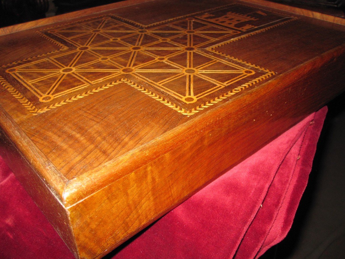 Marquetry Game For Checkers And Castle Assault. With Its Turned Wood Shavings-photo-1