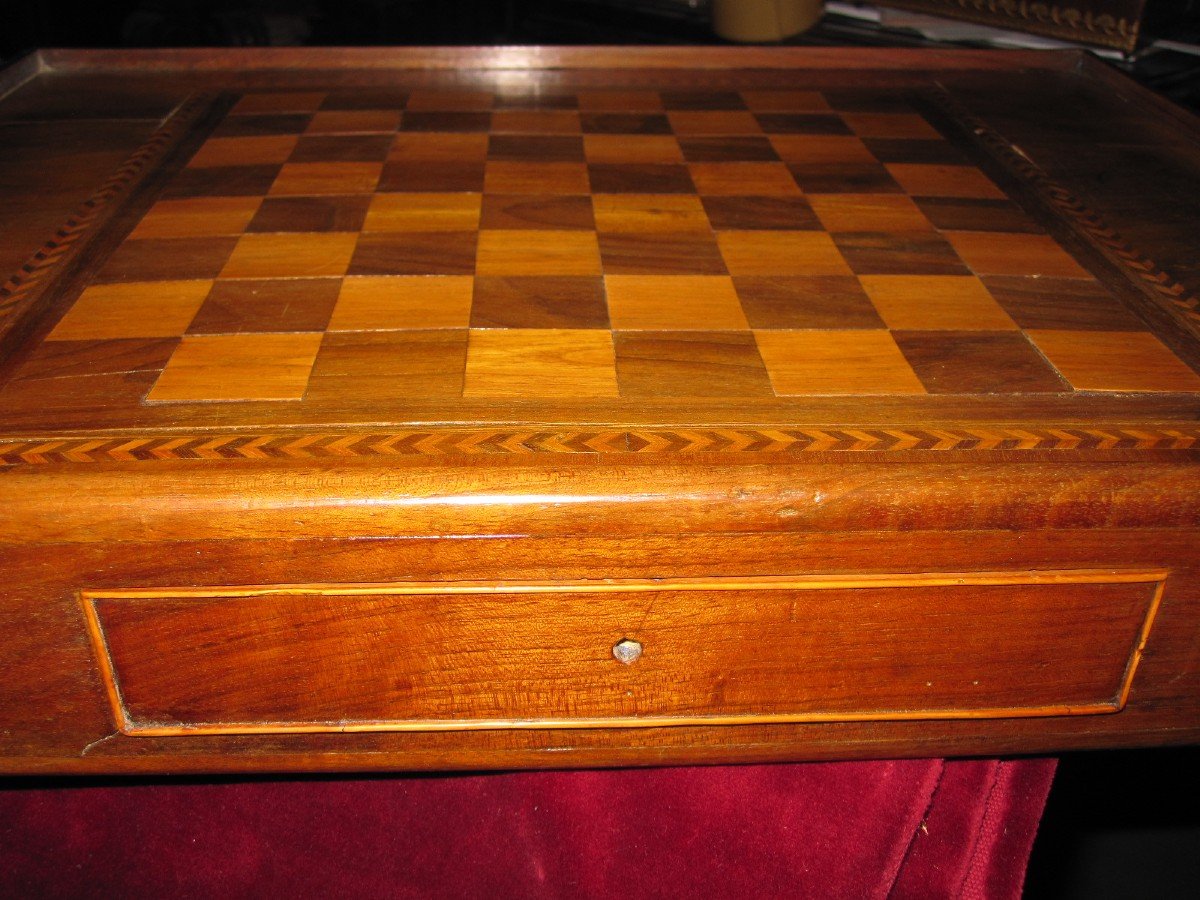 Marquetry Game For Checkers And Castle Assault. With Its Turned Wood Shavings-photo-6