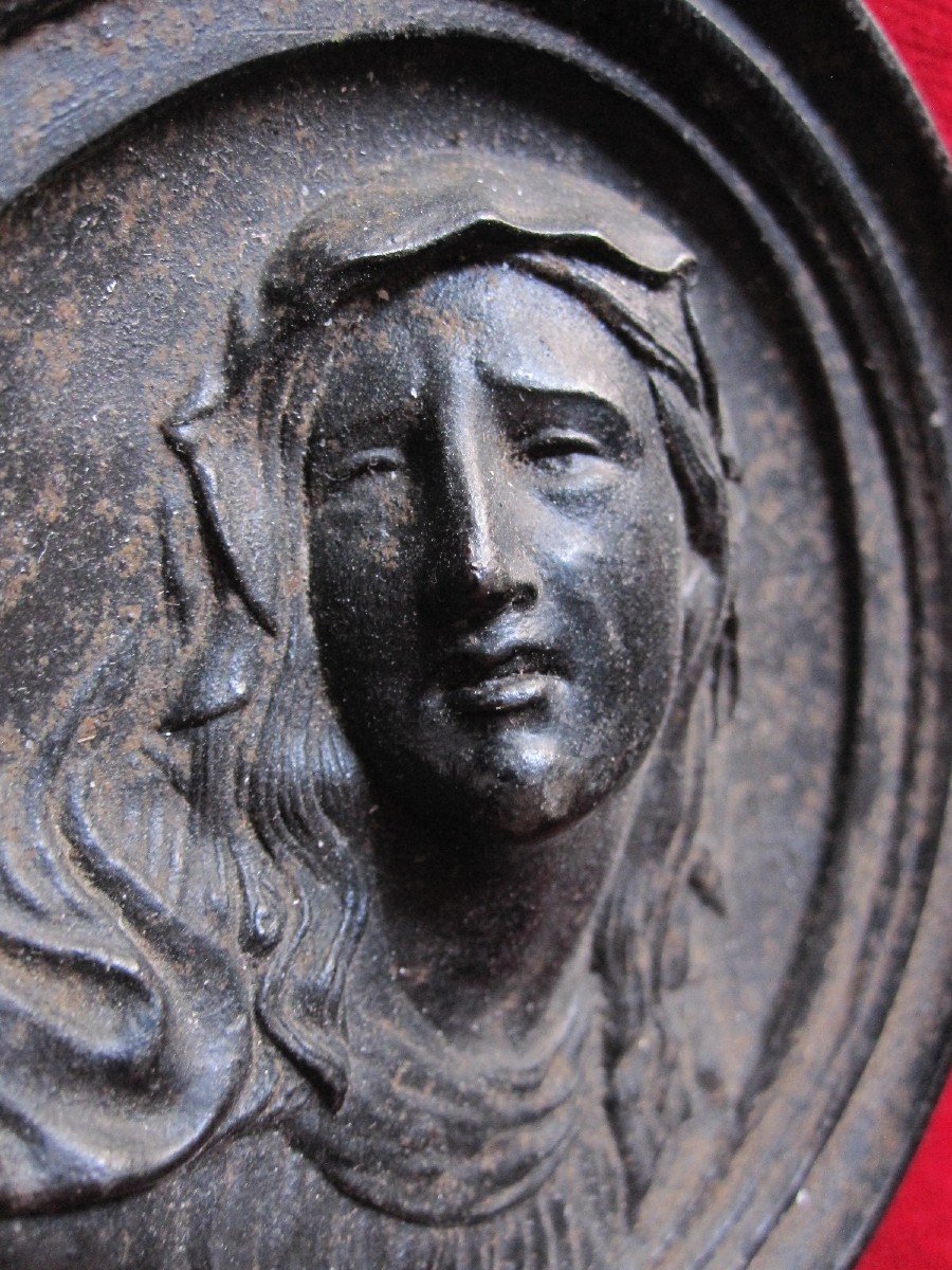 Eccehomo And Painful. Pair Of Large Cast Iron Medallions. 17th Or 18th Century-photo-2