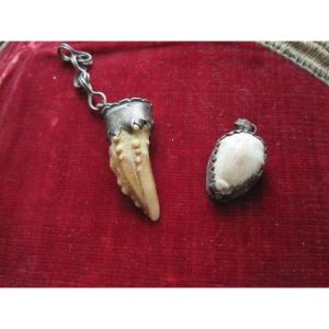Amulets: Bezoar Stone And Crustacean Tongs? Spain Or Hispanic America XVIth Century
