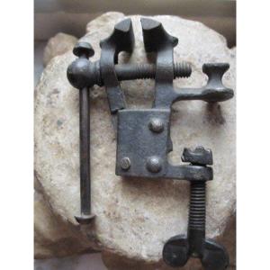 Small Vise Or Jeweler's Table Vise. Nineteenth Century
