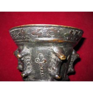 Small Bronze Mortar Decorated With Ribs And Fleurs De Lys. French Work S. XVI