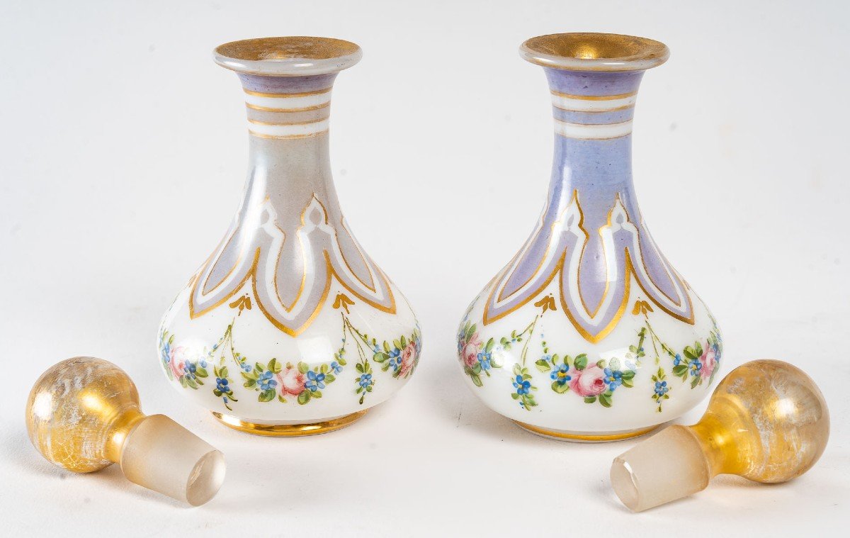 Pair Of Painted And Gilded Opaline Bottles, Napoleon III Period-photo-3
