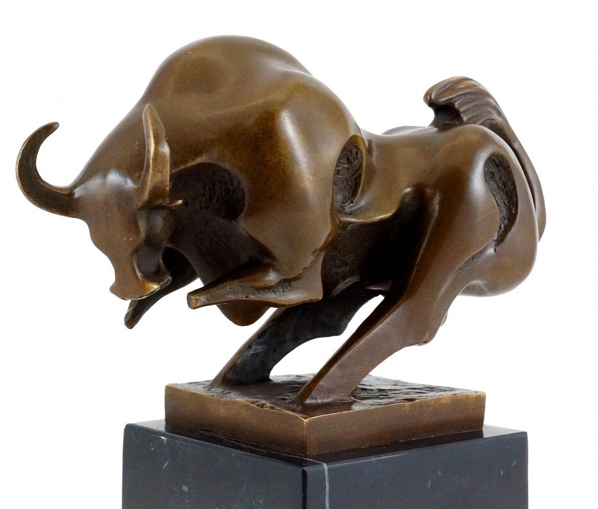 Bronze Sculpture Representing A Bull In Movement, 20th Century-photo-4
