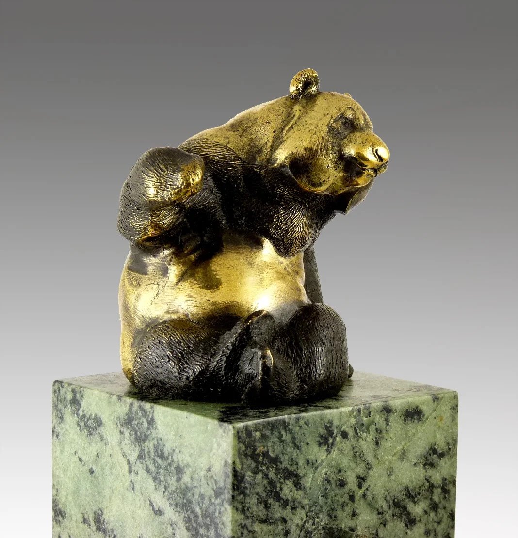 Gilt And Patinated Bronze Sculpture Representing A Panda, 20th Century.-photo-3