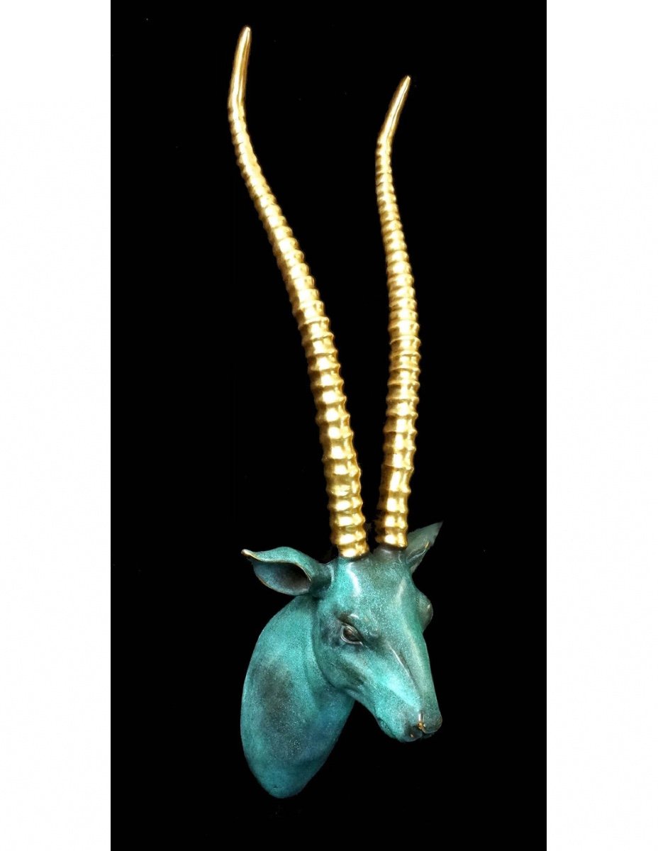 Animal Sculpture Of A Gazelle Bust In Patinated And Gilded Bronze, 20th Century.-photo-1