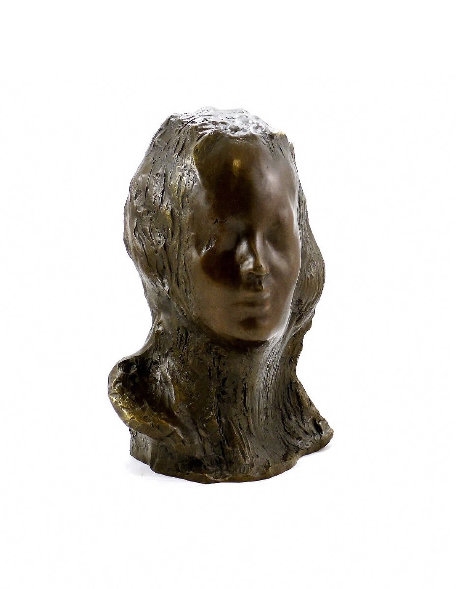 Sculpture Of A Female Bust In Patinated Bronze, Contemporary Art, 21st Century.-photo-5