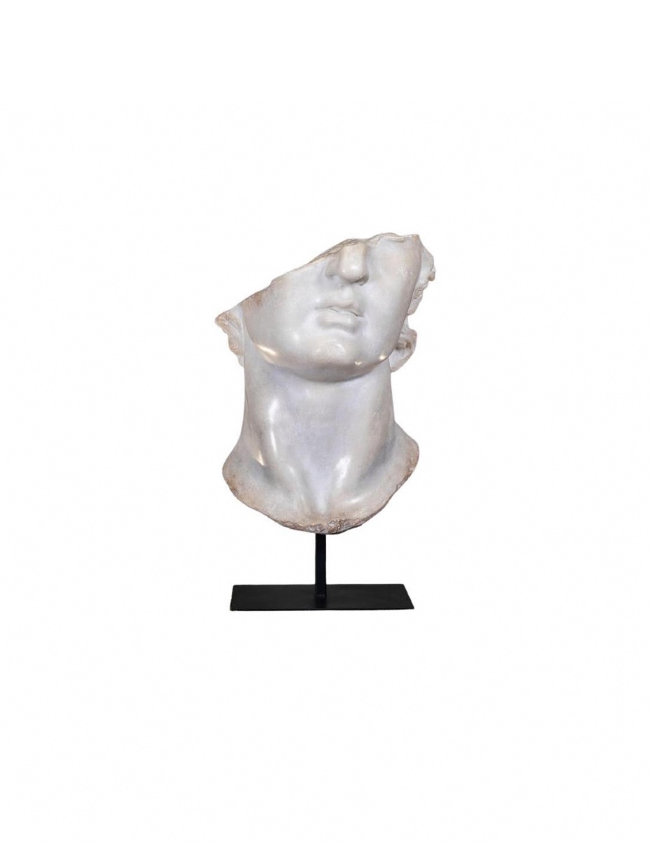 Medium-sized Resin Sculpture Depicting A Fragment Of The Apollo Sculpture.
