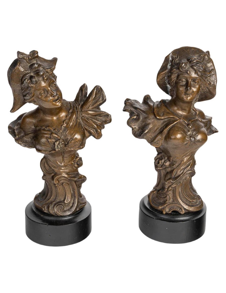 Paire de sculptures en régule, socle en bois, Art Nouveau, 1900.