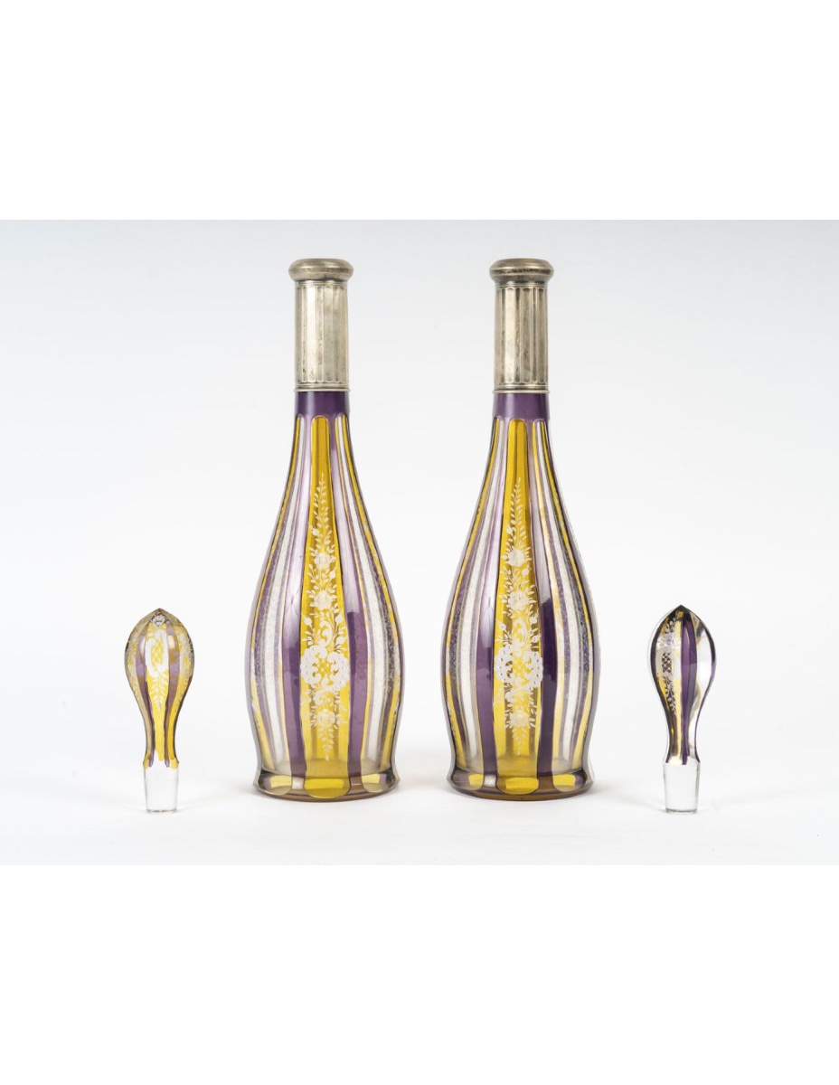 Paire de carafes en cristal de bohème, début du XXème siècle, style Napoléon III.-photo-4