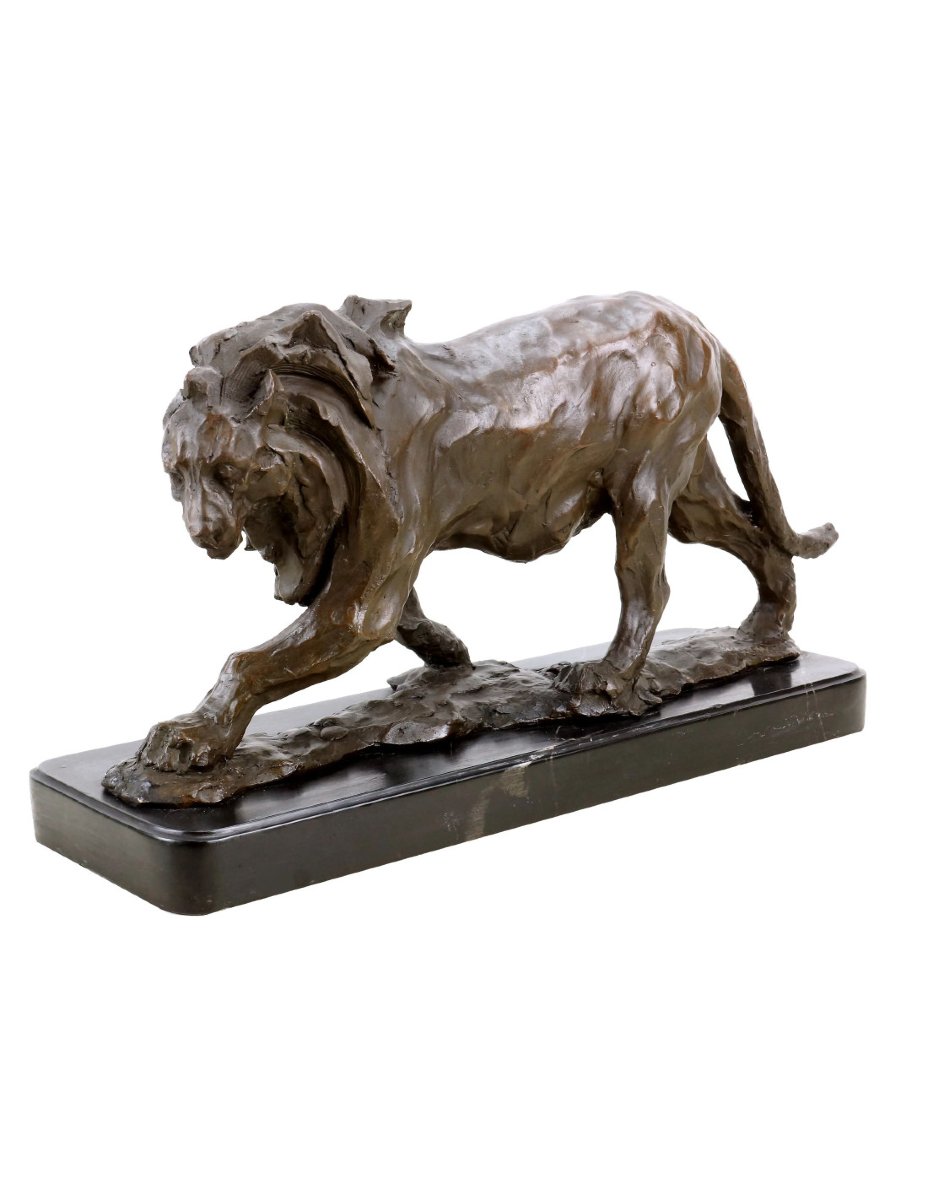 Lion Statue, Bronze Sculpture "lion On The Move" Based On A Design By Rembrandt Bugatti
