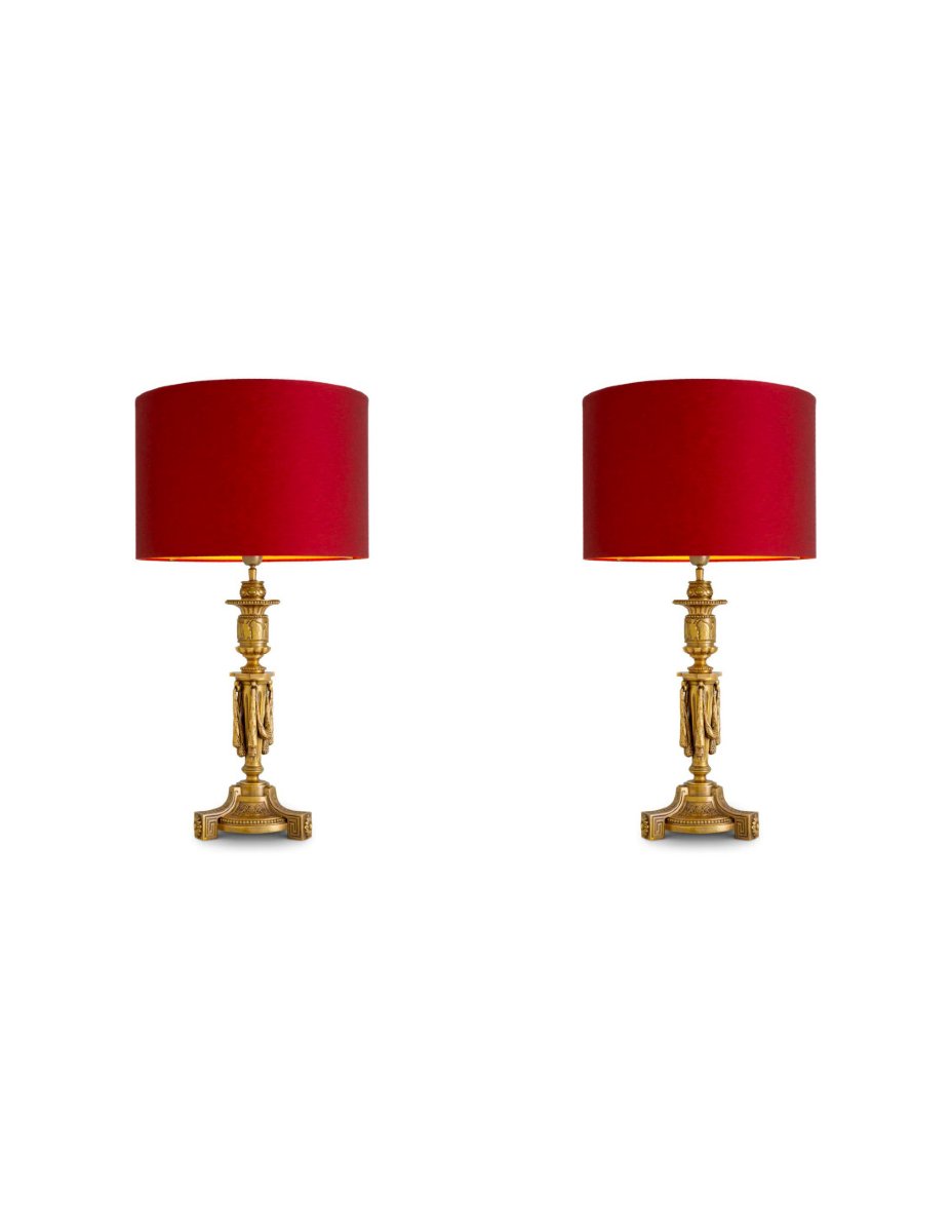 Set Of Two Table Lamps With A Gold Finish