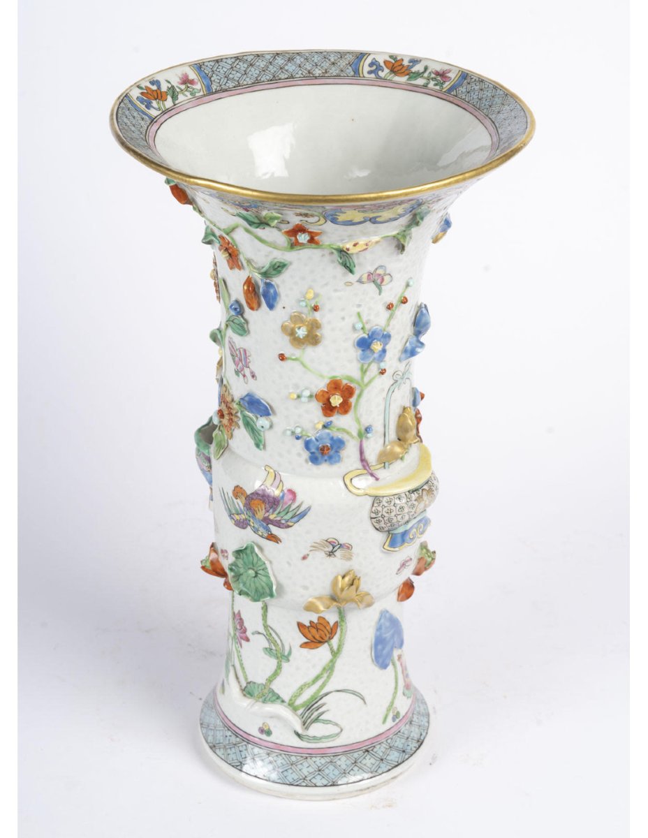 A Chinese-style Vase Made Of Glazed Porcelain.-photo-4