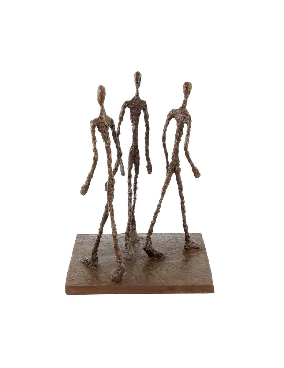 Sculpture figurative moderne en bronze à patine foncée, XXe siècle