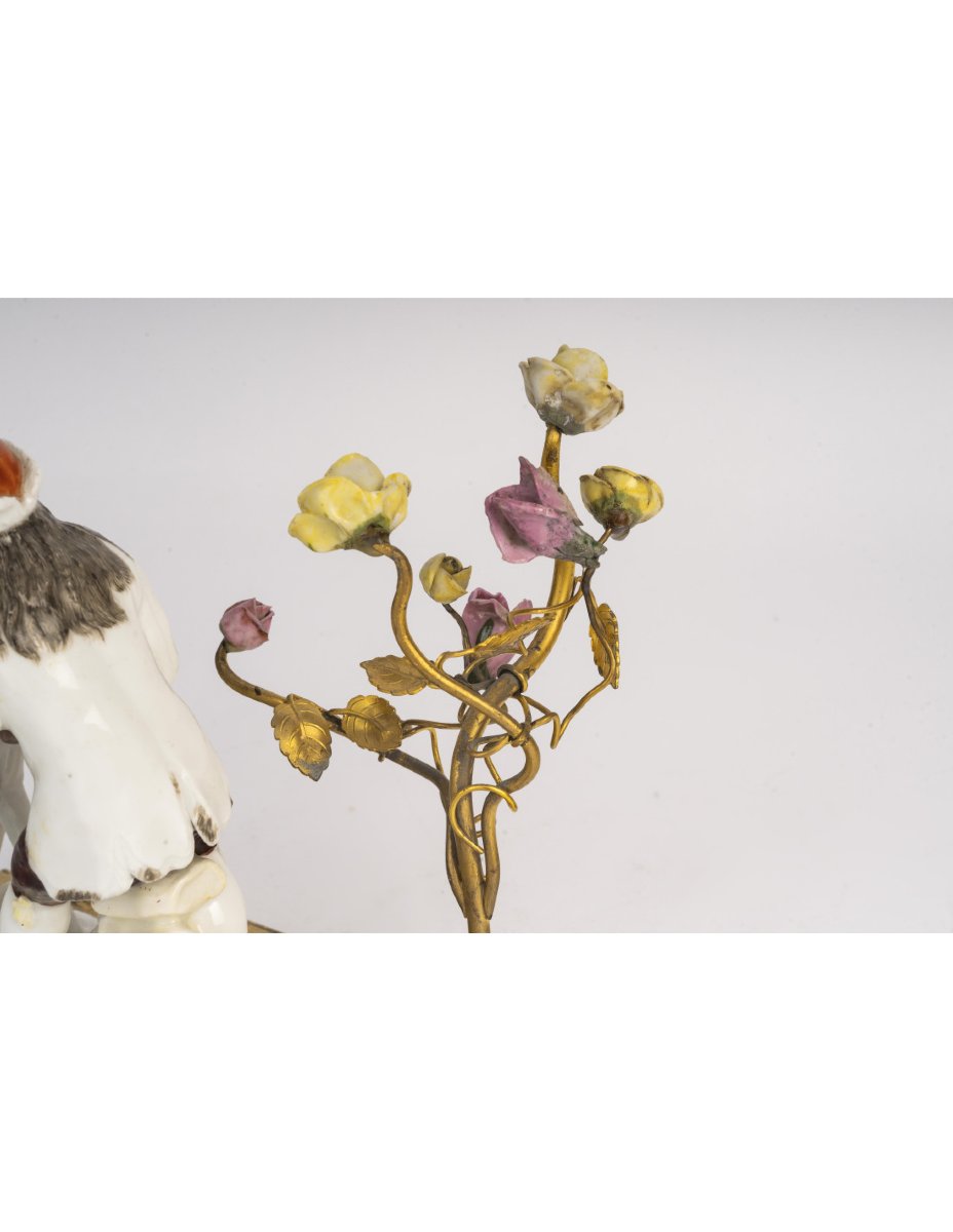 Sculpture en porcelaine de Meissen, représentant un paysan Russe, XVIIIème siècle.-photo-1