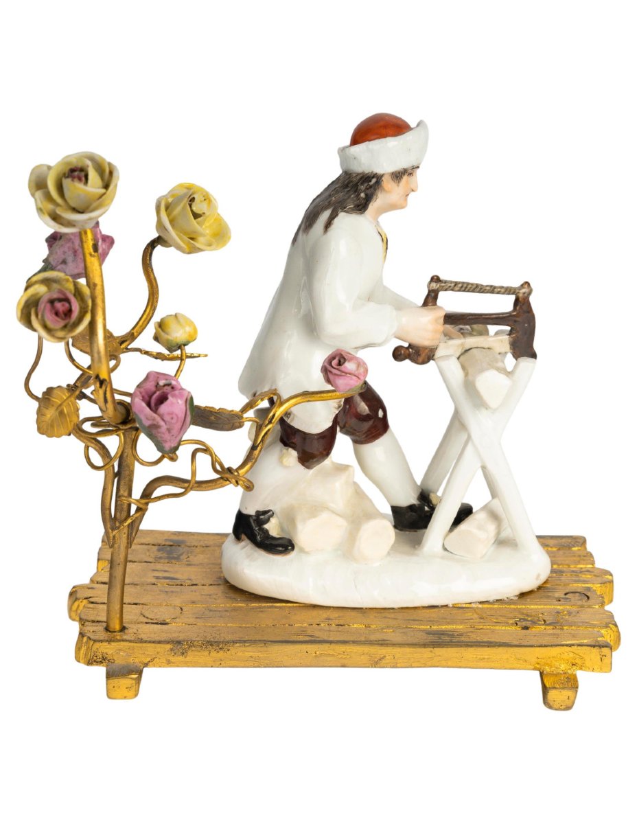 Sculpture en porcelaine de Meissen, représentant un paysan Russe, XVIIIème siècle.