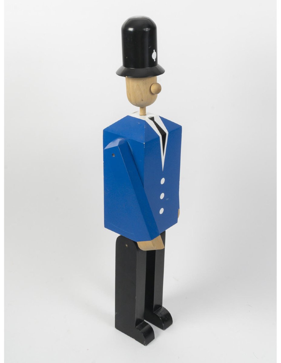 Painted Wooden Sculpture Depicting A Bobby, With A Base, Arms, And A Movable Head, 20th Century.-photo-4