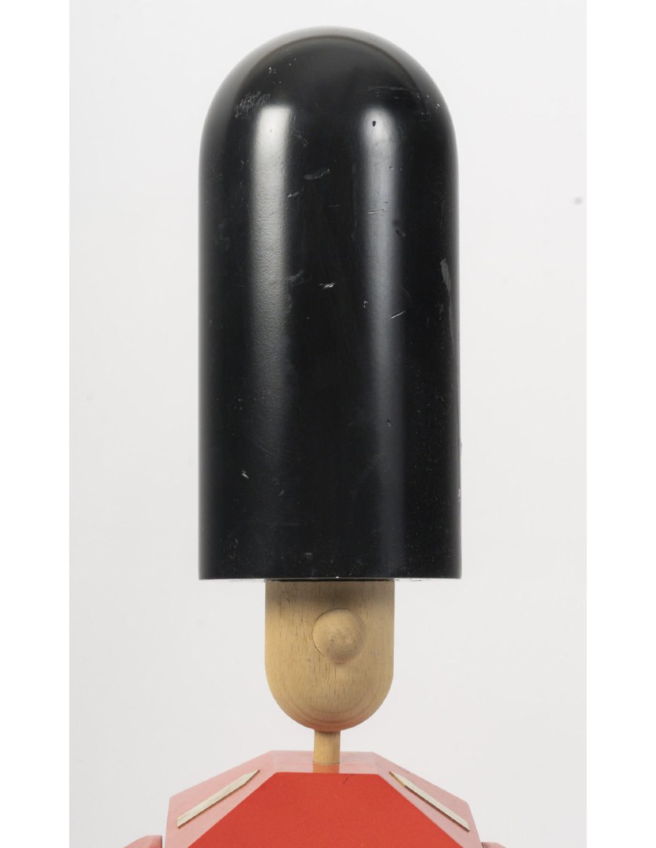 Painted Wooden Sculpture Depicting An English Royal Guard, Standing Figure With Movable Arms And Head, 20th Century-photo-2