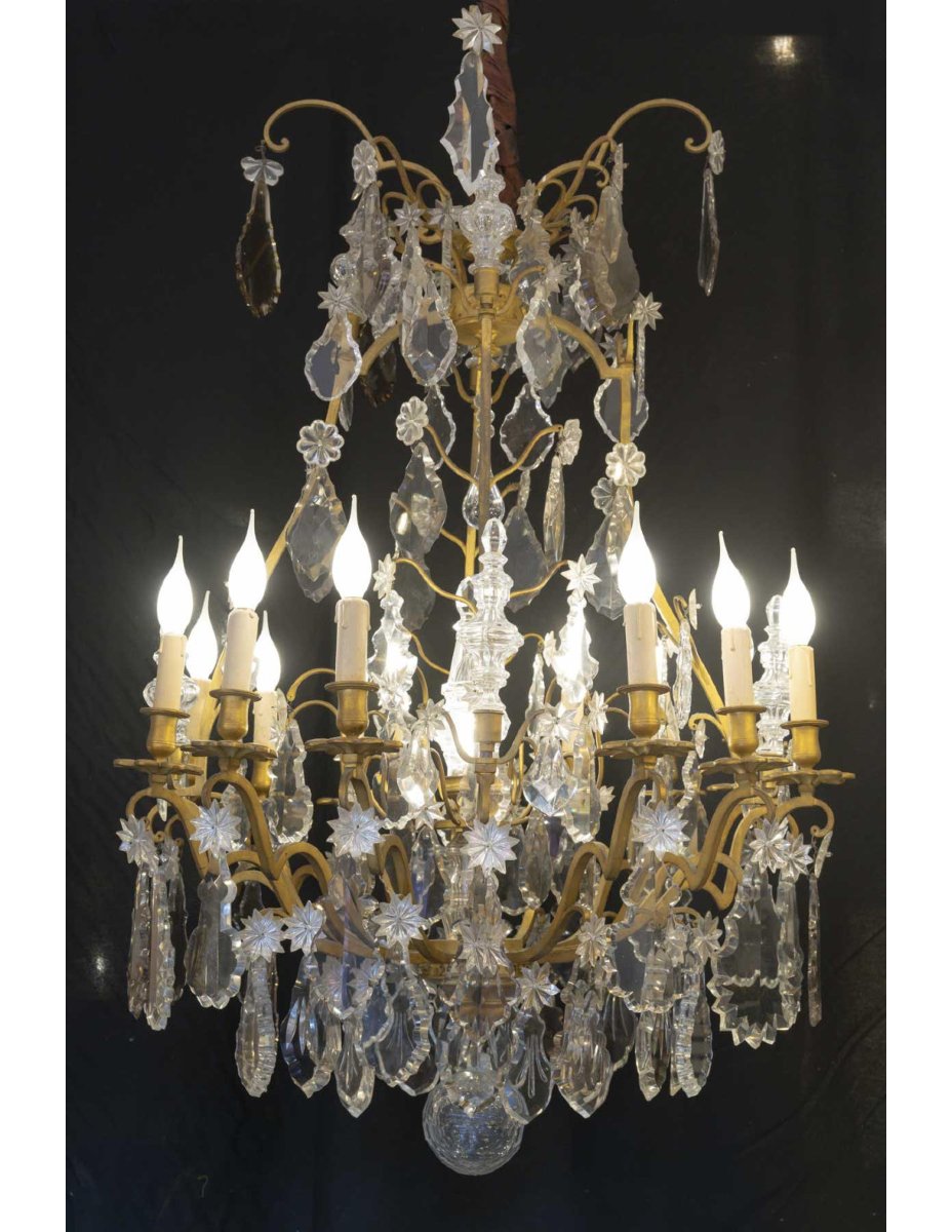 A Significant Louis XV-style Chandelier From The Napoleon III Period, 19th Century.