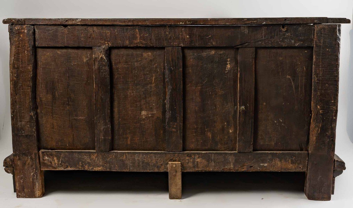 17th Century Chest-photo-2