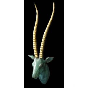 Animal Sculpture Of A Gazelle Bust In Patinated And Gilded Bronze, 20th Century.