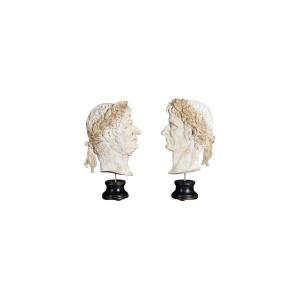 Paire De Profils D’empereurs Romains En Plâtre Et Bois.