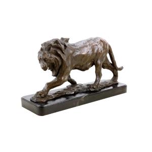 Statue Lion, sculpture en bronze "Lion en Marche" d'après Rembrandt Bugatti