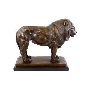 Sculpture animalière en bronze "Lion Fier" d'après Rembrandt Bugatti.