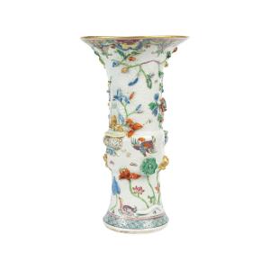 A Chinese-style Vase Made Of Glazed Porcelain.