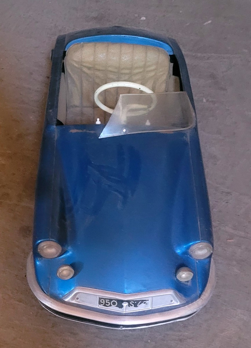 Ds Pedal Car