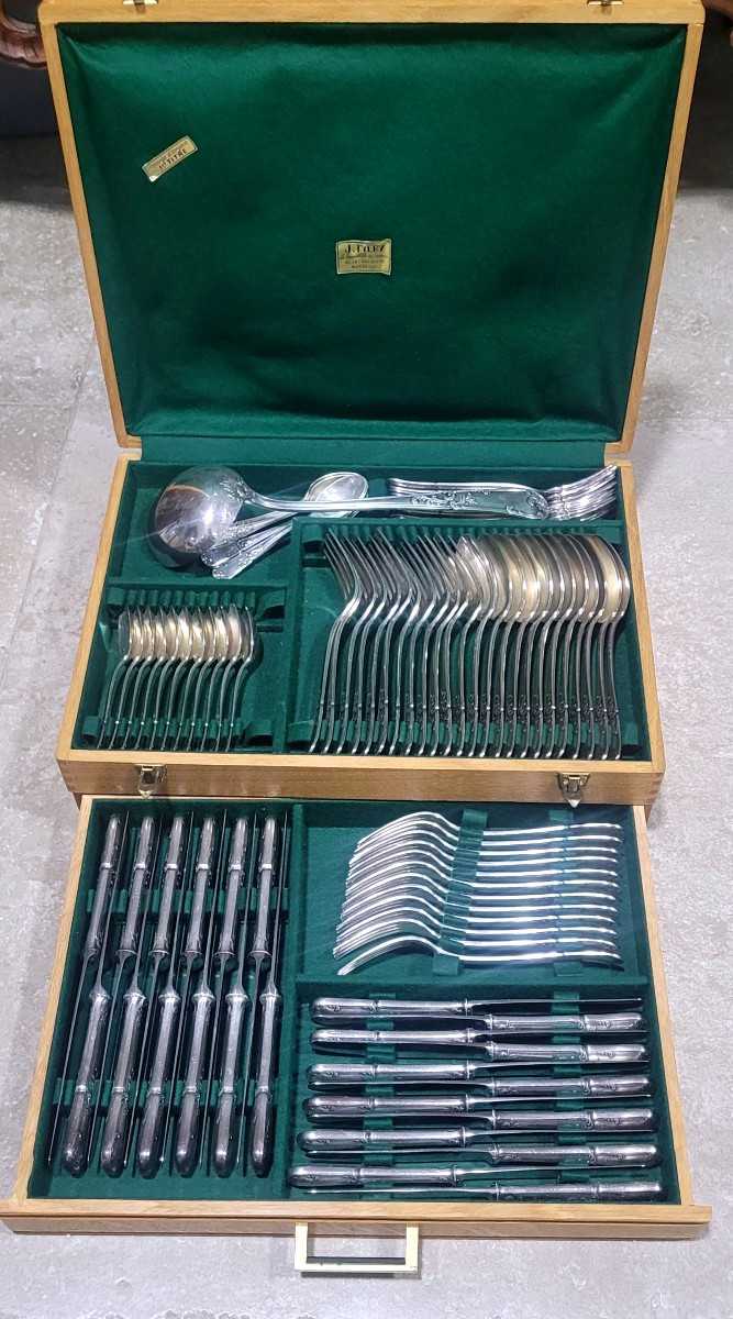 Housewife Of Frionnet François