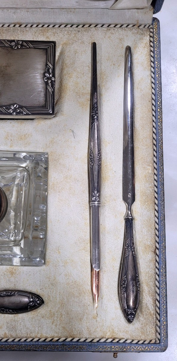 Nécessaire de bureau en argent-photo-3