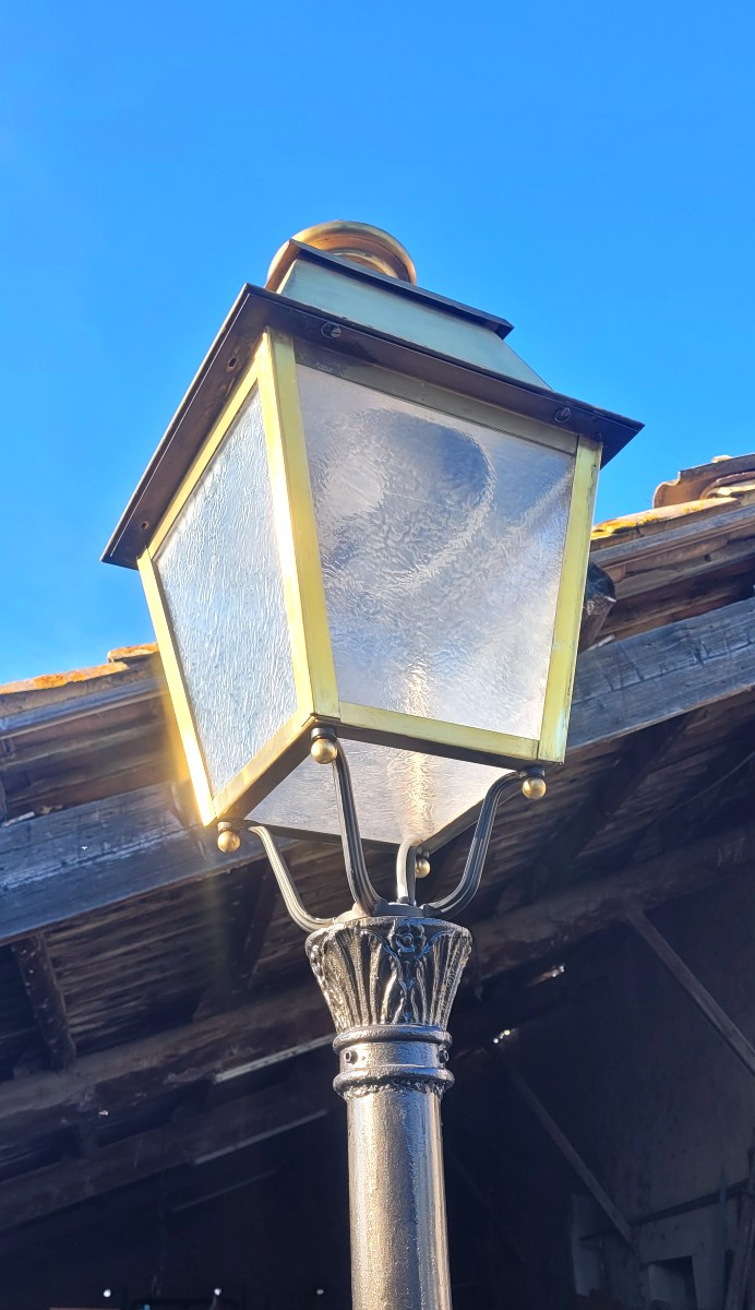 City Lamppost-photo-2