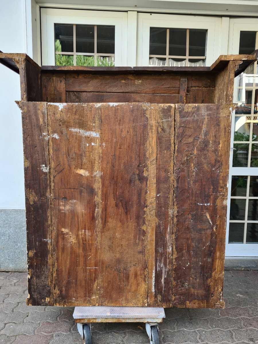 Painted Lacquered Wood Bookcase. Toscany, 18th Century -photo-3