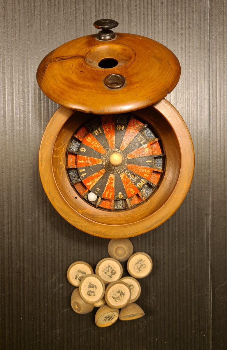 Rare 19th Century Boxwood Travel Roulette-photo-2