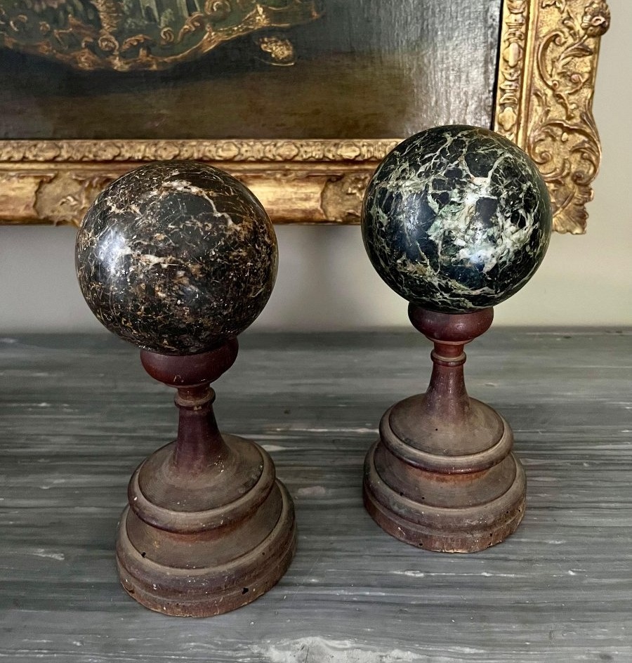 A Pair Of Spheres Made Of Different Types Of Antique Marble-photo-2