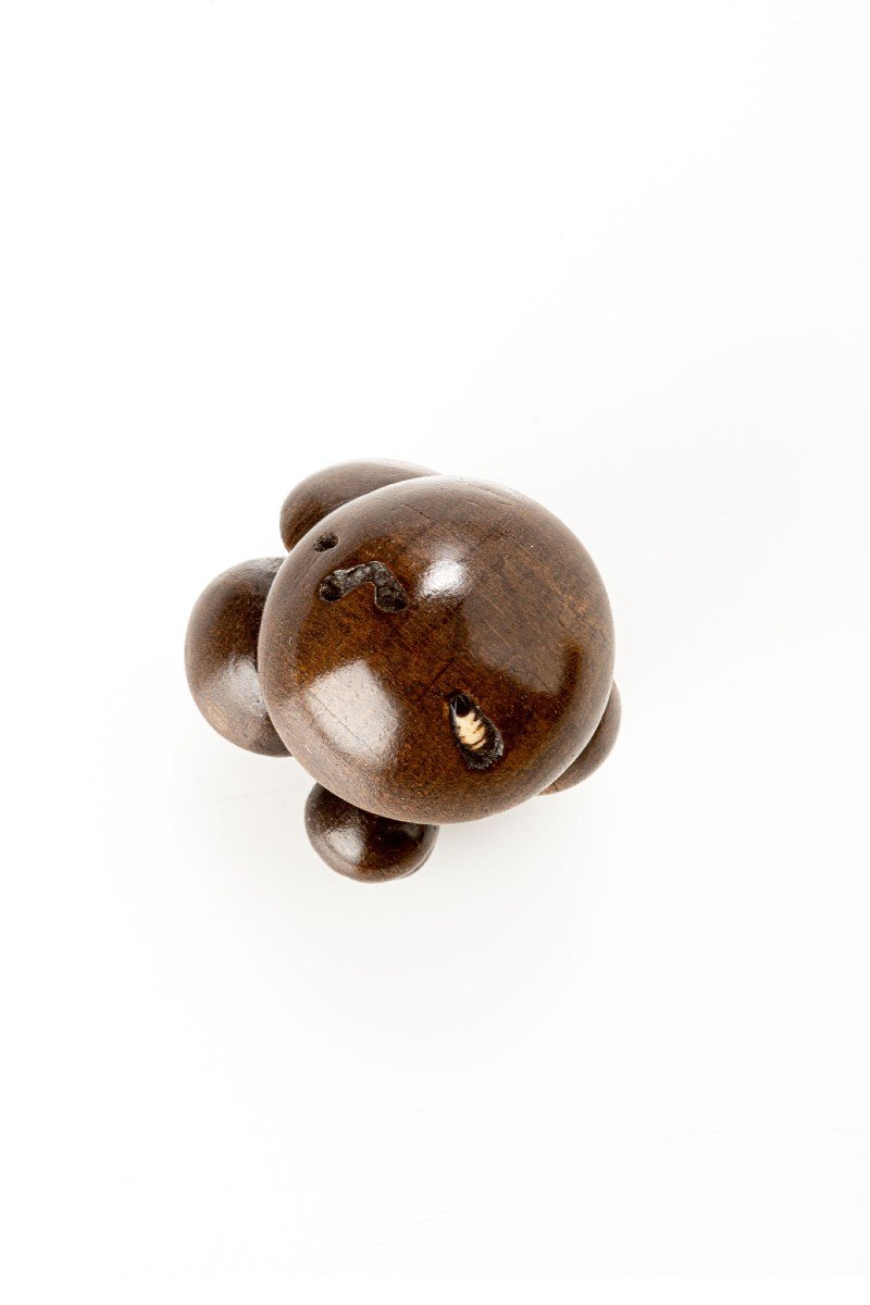 Netsuke Représentant Un Groupe De Champignons-photo-3
