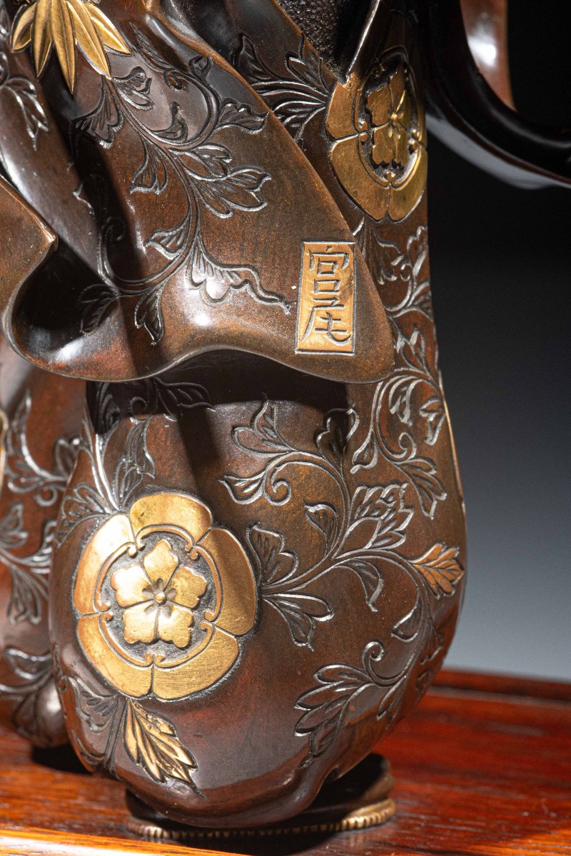 Okimono En Bronze Représentant Fujiwara No Yasumasa, Signé Miyao-photo-7