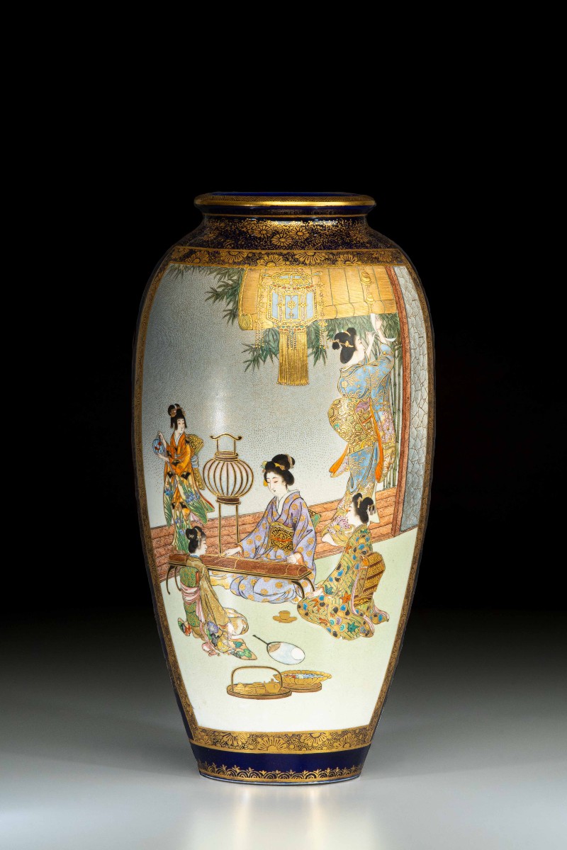 A Satsuma Vase Depicting A Daily Life Scene, Signed Kinkozan