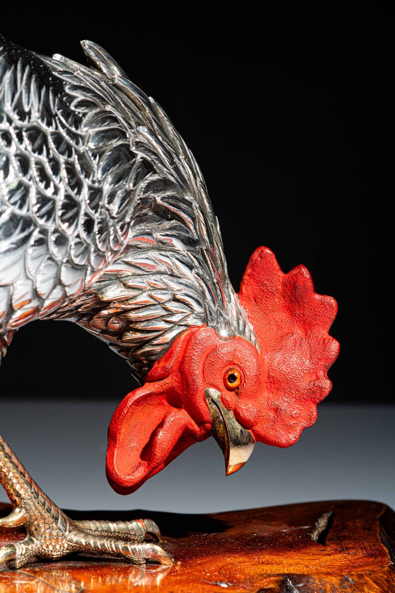 A Silvered Bronze Okimono Depicting A Rooster Signed Yoshiaki-photo-2