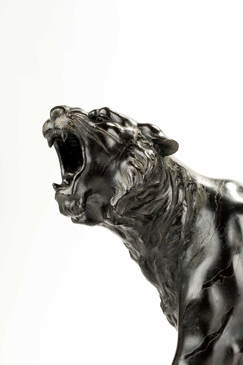 A Patinated Bronze Okimono Of A Roaring Tiger, Signed Maruki Company And Atsuyoshi-photo-2